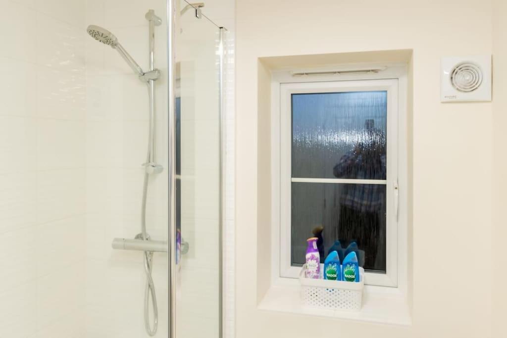 Cozy 3 Bed Sasha House In Beeston Nottingham Βίλα Εξωτερικό φωτογραφία