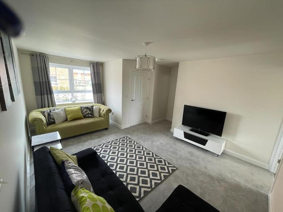 Cozy 3 Bed Sasha House In Beeston Nottingham Βίλα Εξωτερικό φωτογραφία